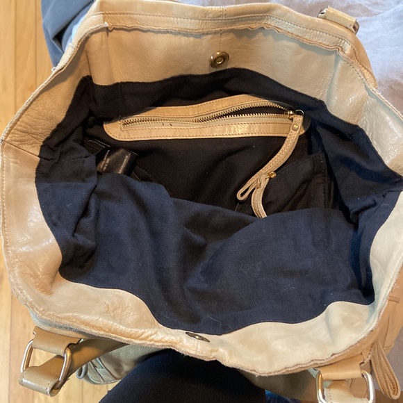 Day & Mood Hannah Zip Bag in Cream-colored Leather - Picture 10 of 16